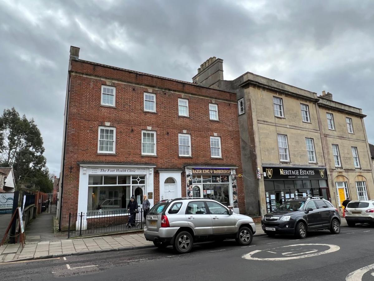 Glastonbury High Street Sanctuary- 2 Bd, Sleeps 4 المظهر الخارجي الصورة